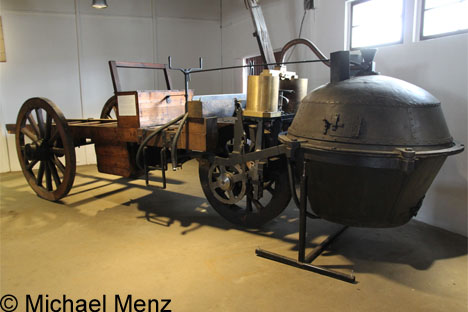 Foto des Dampfwagen von Cugnot im DB Museum Nürnberg Dampfwagen von Cugnot