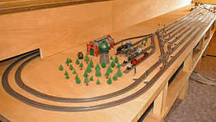 zur Modelleisenbahn
